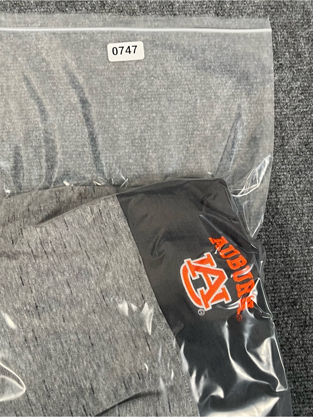 Auburn Tigers Quarter Zip Pullover Men’s Xl Gray NCAA Collegiate War Eagle - Picture 9 of 9